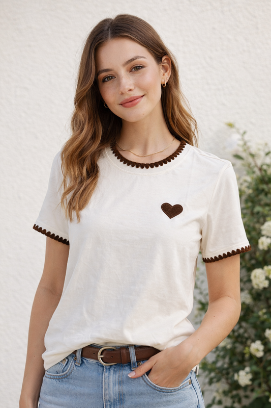 Tshirt coração com debroado