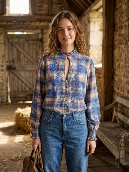 Camisa de cuadros _boho_ con bordados