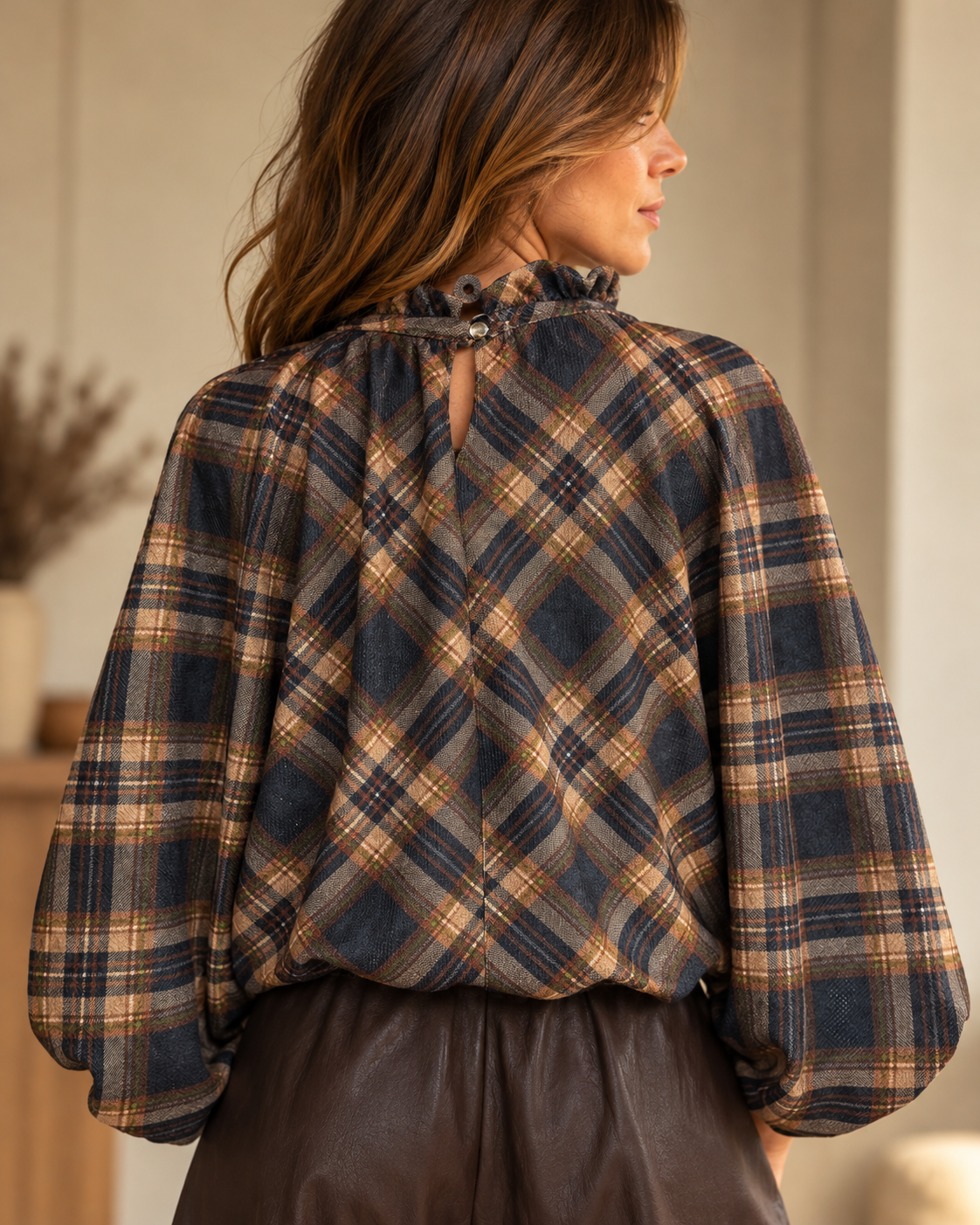 Poncho Xadrez Veludo Tufada