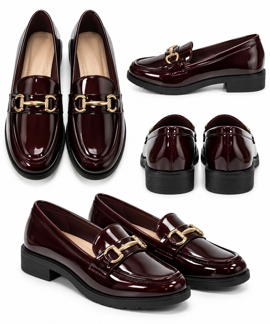 Mocassins Verniz com Fivela