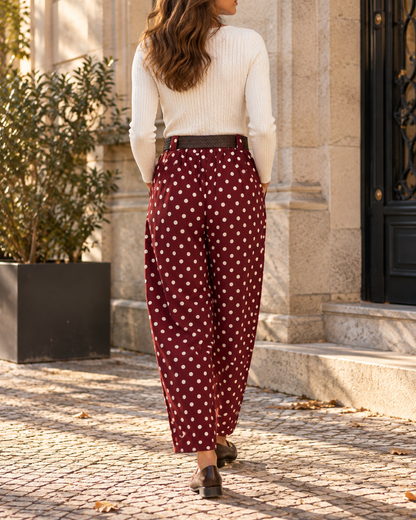 Calça Bolas Pregas